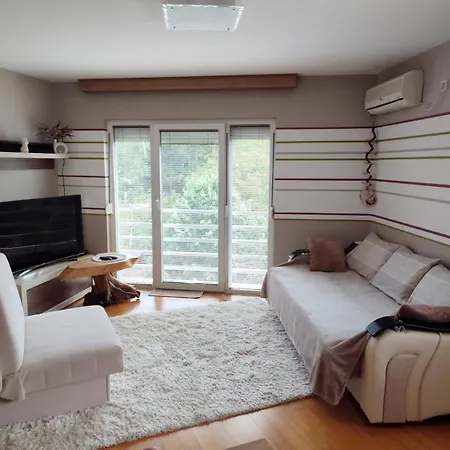 Lux Sneznik * Vrnjačka Banja