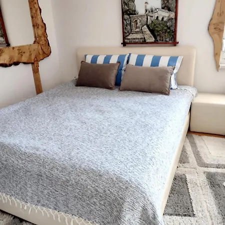 Apartment Lux Sneznik *